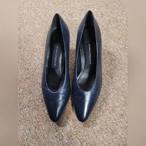 Evan Picone Women's Navy Pumps Size 8